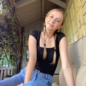 Meet your Posher, Maddie